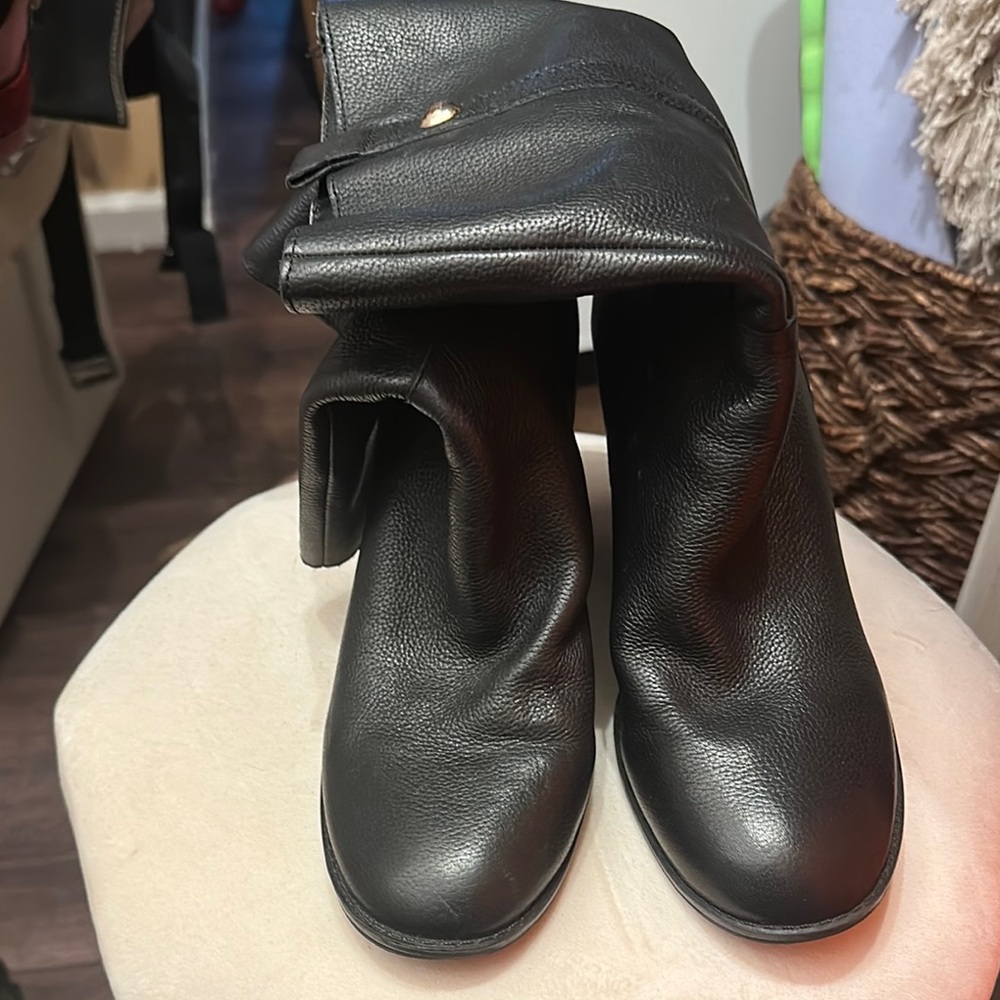 Cute and comfy  Leather Women's Boots